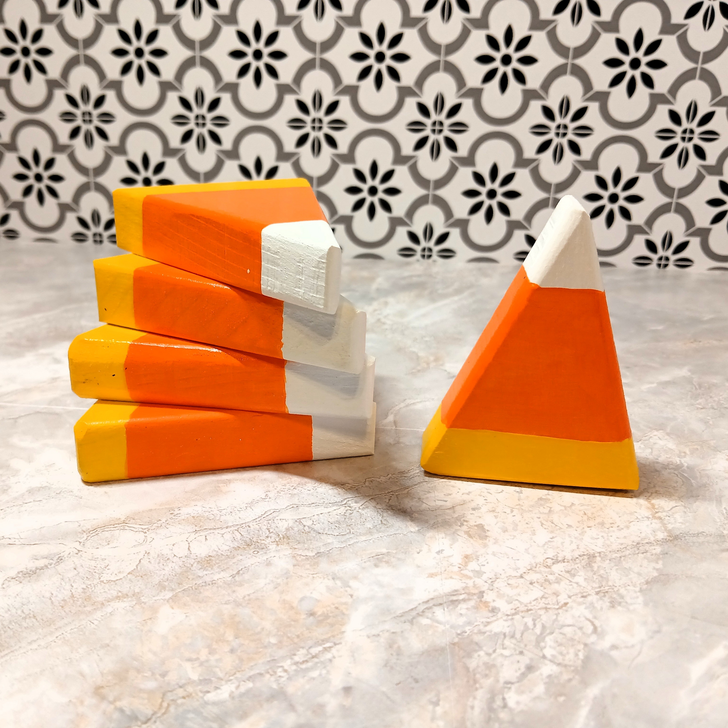 Hand-Painted Wooden Candy Corn Set – Fall & Halloween Decor (Set of 5)