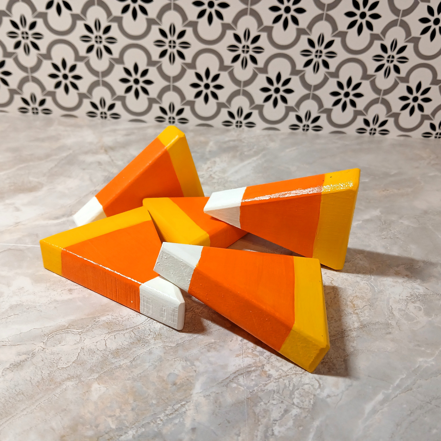 Hand-Painted Wooden Candy Corn Set – Fall & Halloween Decor (Set of 5)