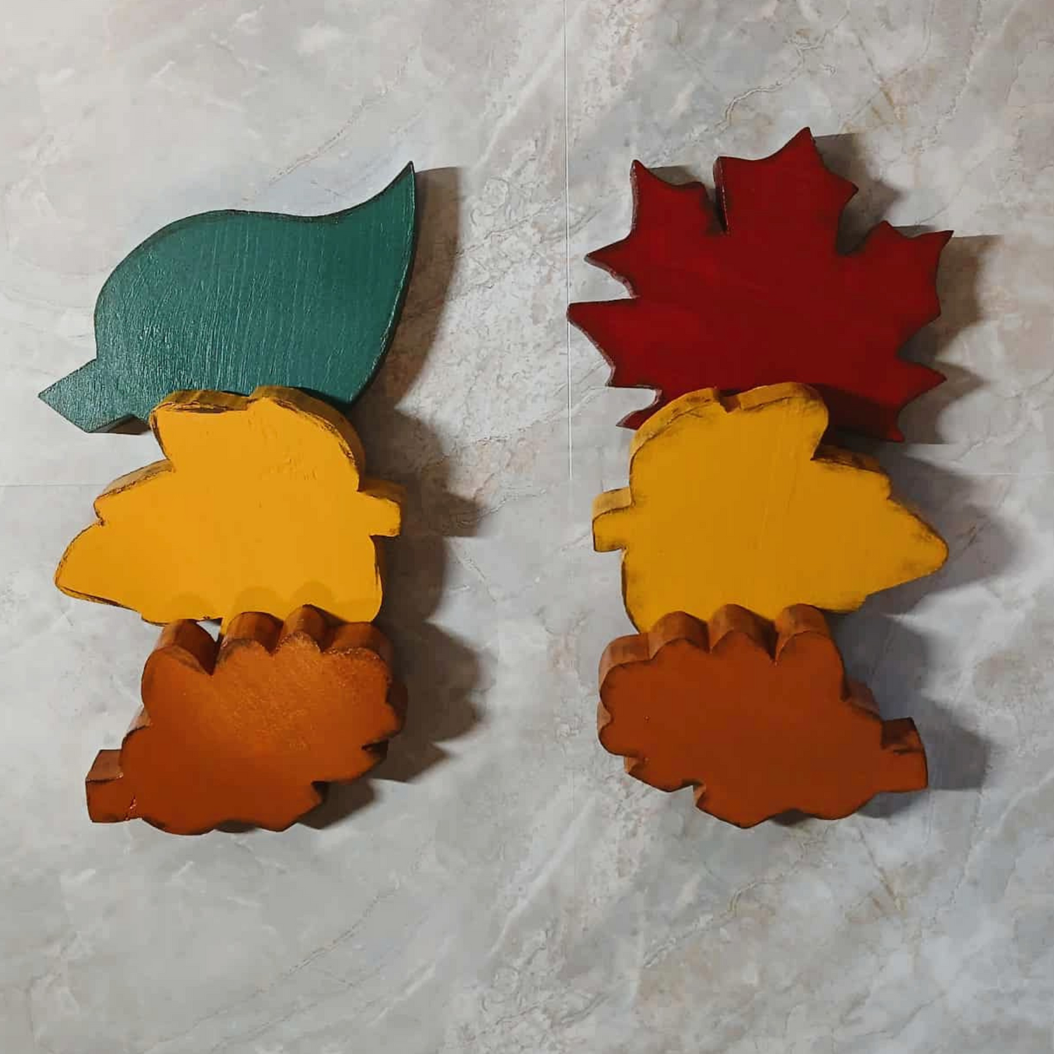 Hand-Painted Wooden Fall Leaves – Rustic Autumn Decor (Set of 3)