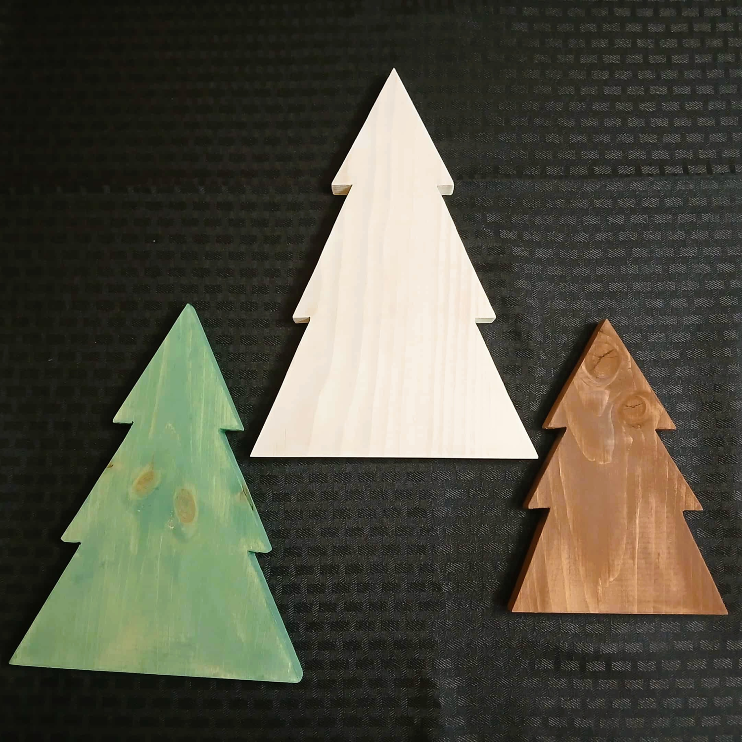 Rustic Evergreen Trio – Handcrafted Wooden Christmas Trees
